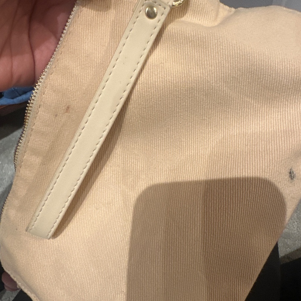 Burberry Cosmetic Bag - Picture 5 of 5